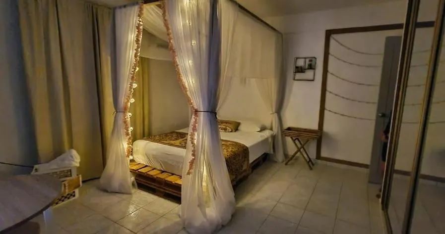Love hotel Salto Al Paraiso Hotel Aguada Puerto Rico